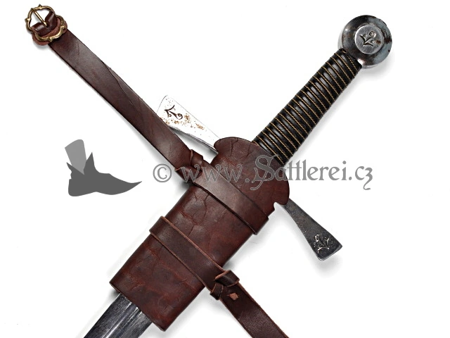 Krátká pochva na meč s opaskem  