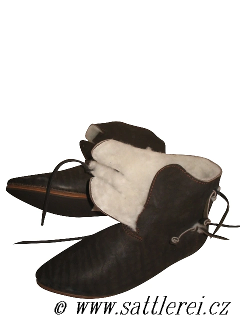 Vikingské boty 9. - 10. století - podšívka z pravé ovčí kůže