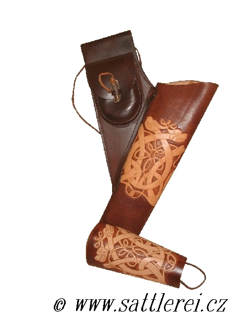 Toulec na šípy oválného tvaru (s kapsou na zapínání z jeleního parohu) na pevné uchycení k opasku+nátepník